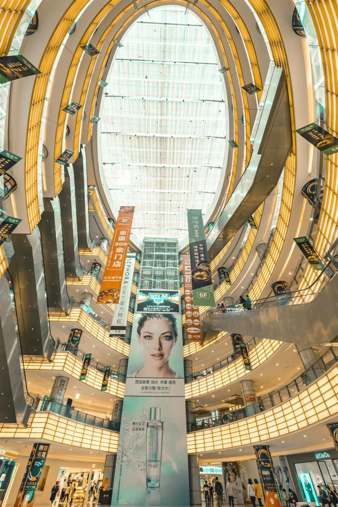 从万象城到合肥市和平路华联商场,从合肥步行街到万象城