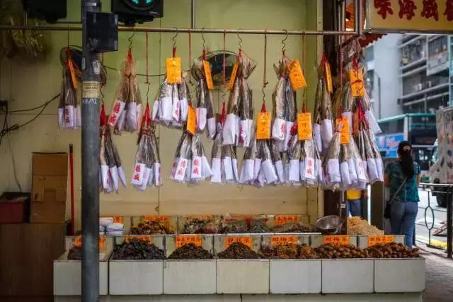 棣欐腐鎵鏀荤暐,鏄ヨ妭棣欐腐骞磋揣璐墿鏀荤暐