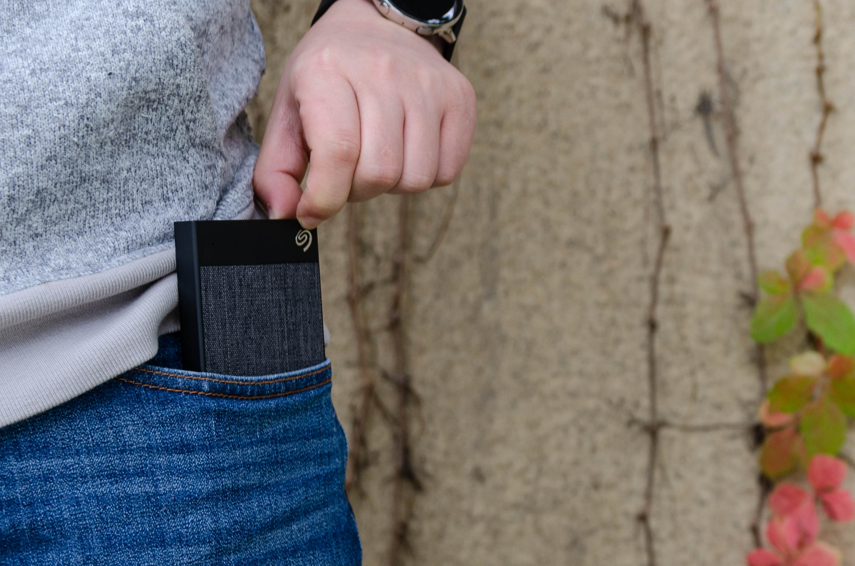 希捷机械移动硬盘哪个系列的好,轻奢希捷锦系列