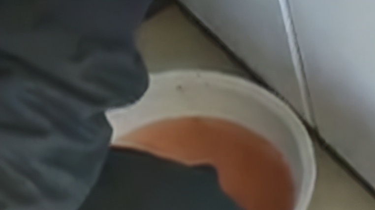 安吉尔烧水壶生锈,安吉尔饮水机热水坏了