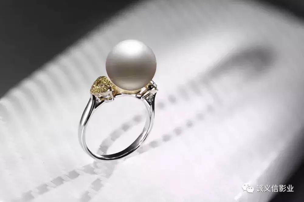 影业看点：如何拍摄珠宝首饰？诚义信影业教你几点~