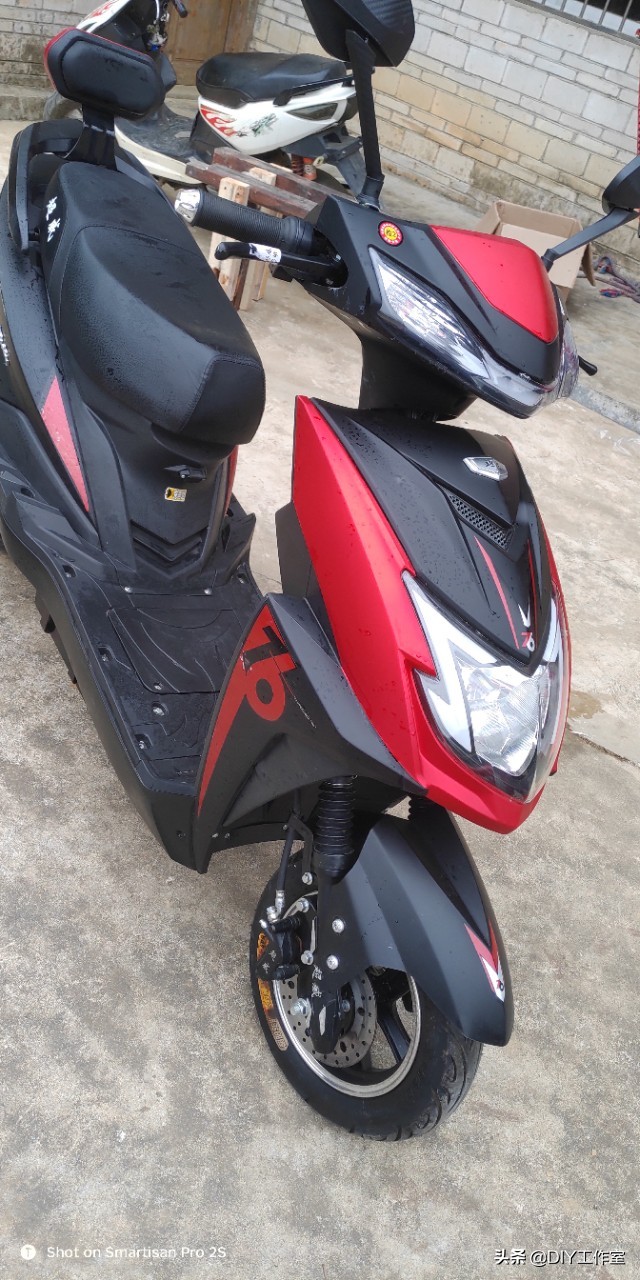 强迫症技术宅花了一千多网购电动车回来DIY组装