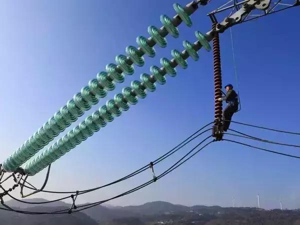 我国输电线路最高电压等级是多少,特高压输电的电压等级是多少