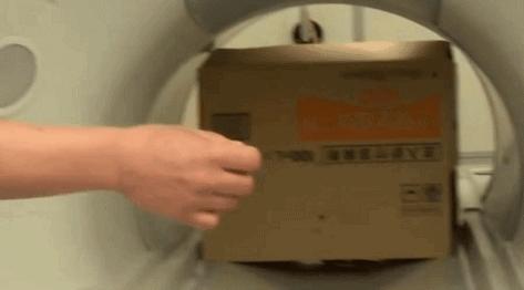 危险危险危险，去医院看病却吃了一记致命「电磁炮」？