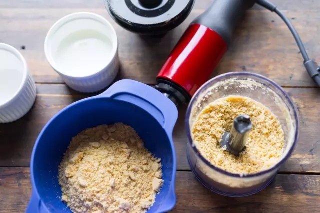 简单8寸芒果慕斯最佳配方,颜值高又超级好吃的芒果慕斯