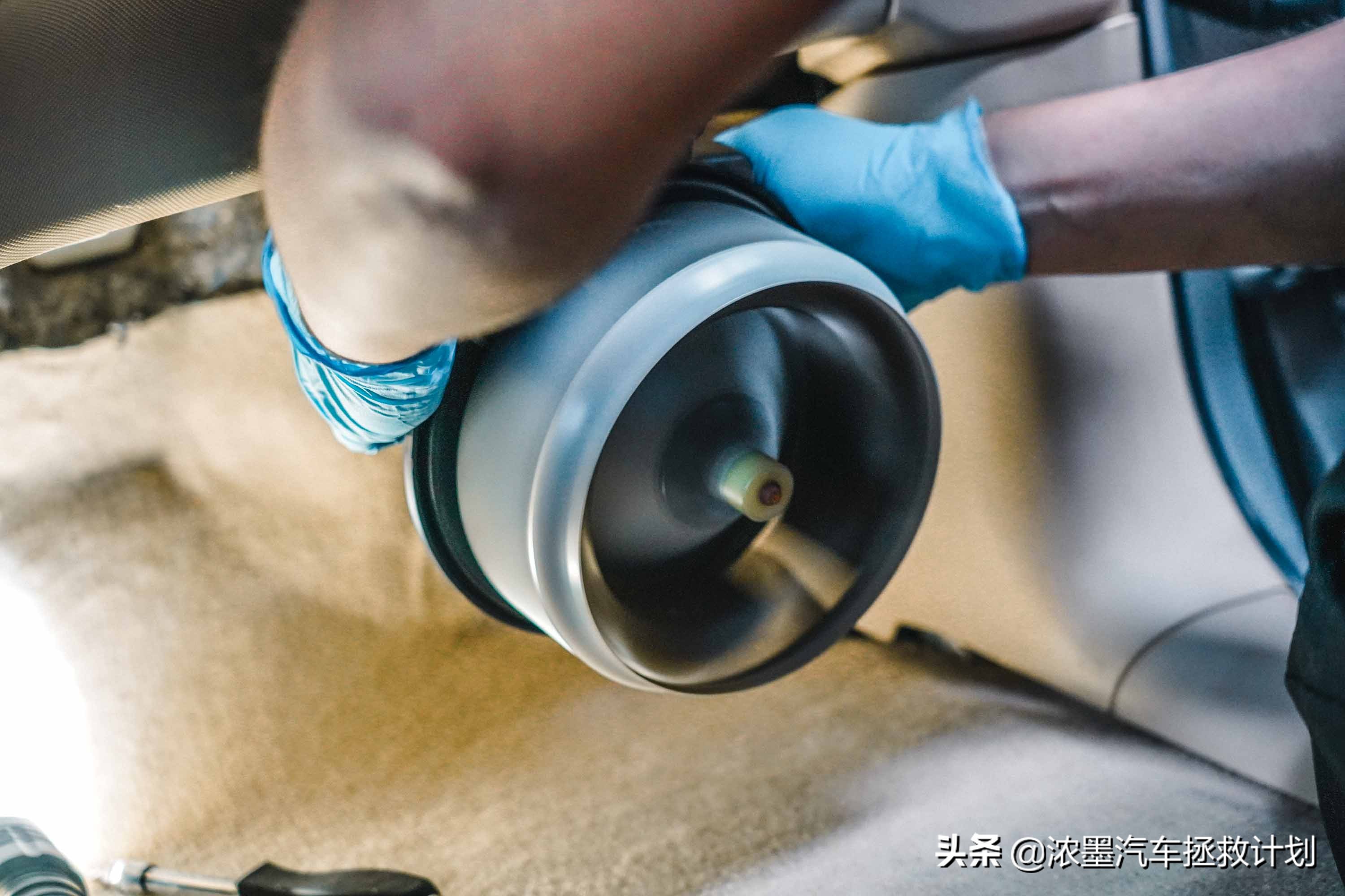 一代经典丰田普瑞维亚,丰田普瑞维亚依然经典