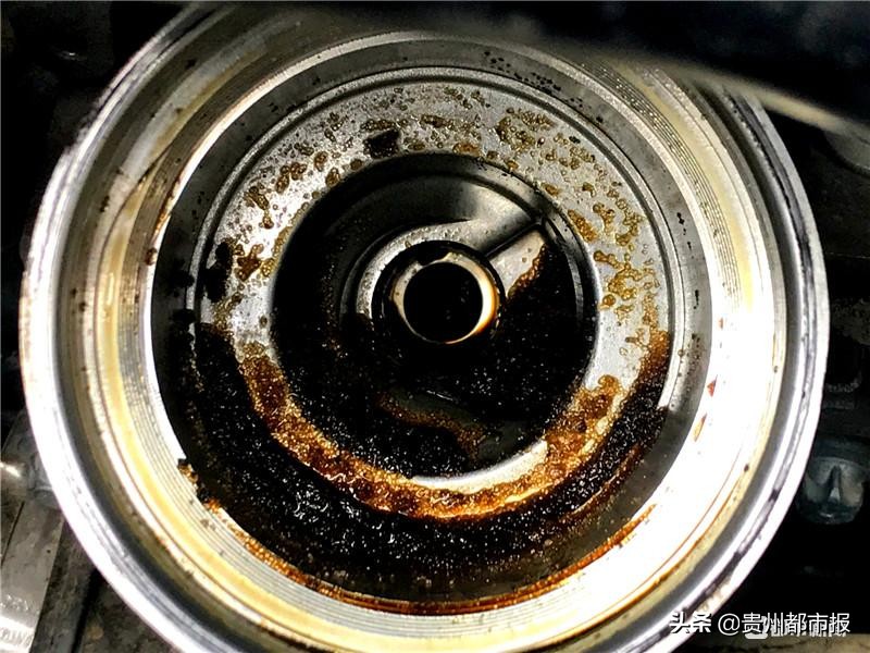 奔驰发动机异响维修检测,奔驰发动机故障异响