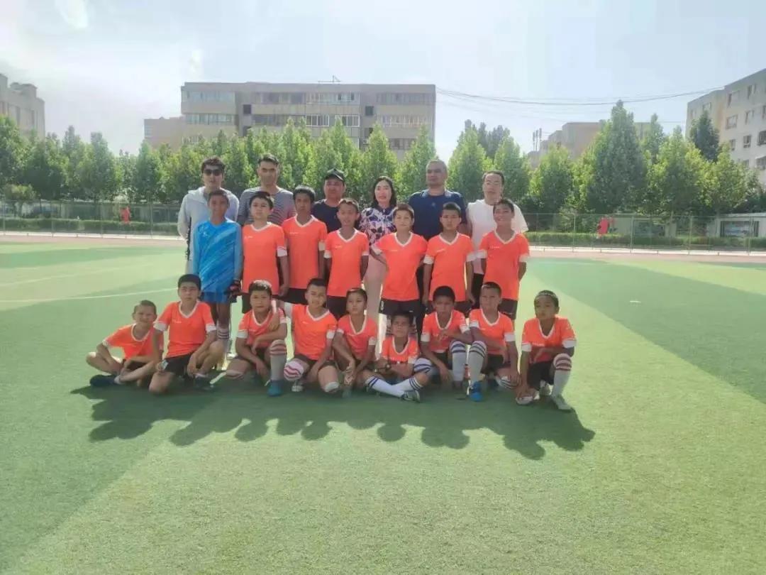 阿勒泰地区校园足球联赛2024,阿克苏地区2024年足球比赛小学