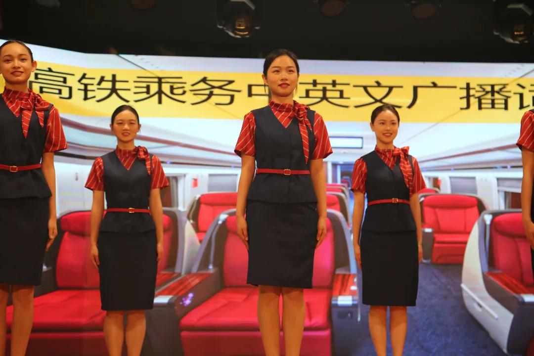 武汉外语外事职业学院最新视频,武汉外语外事职业学院表演节目