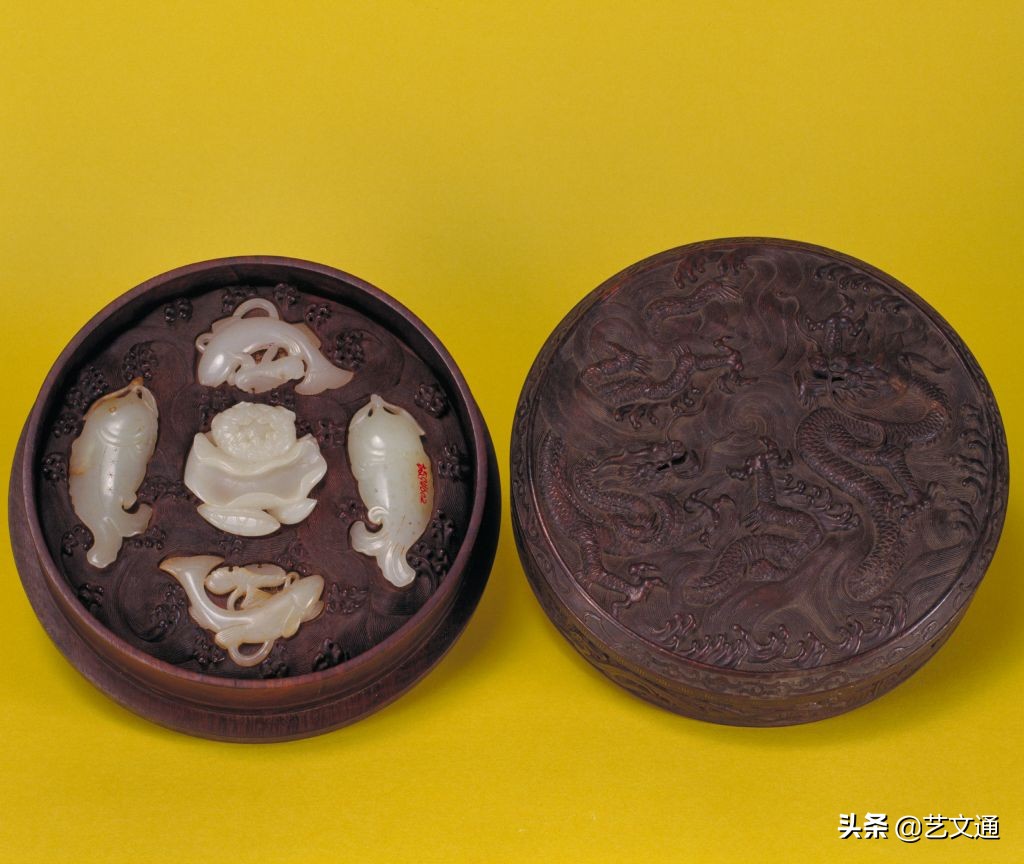 如何辨别玉是不是古玉,古玉鼓钉纹怎么看真假