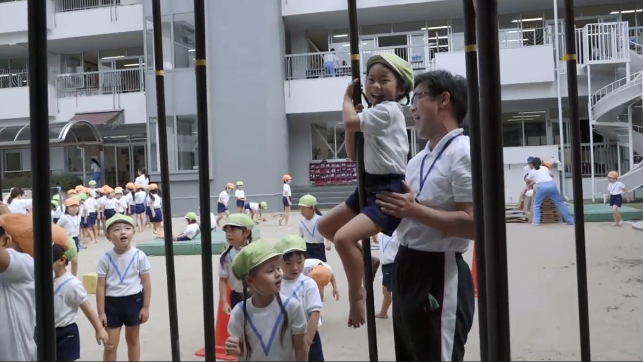 幼儿园老师让孩子瞬间安静,幼儿园老师让小孩静下来