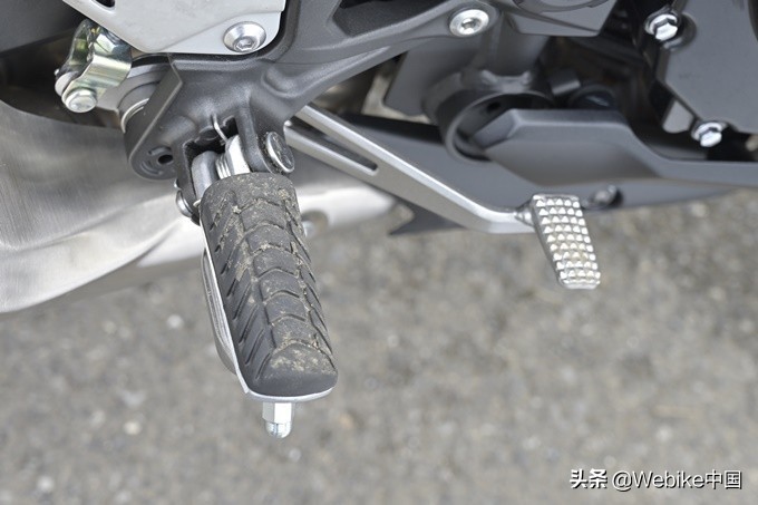 川崎z900跟川崎z1000有什么差别,川崎Z900驾驶体验