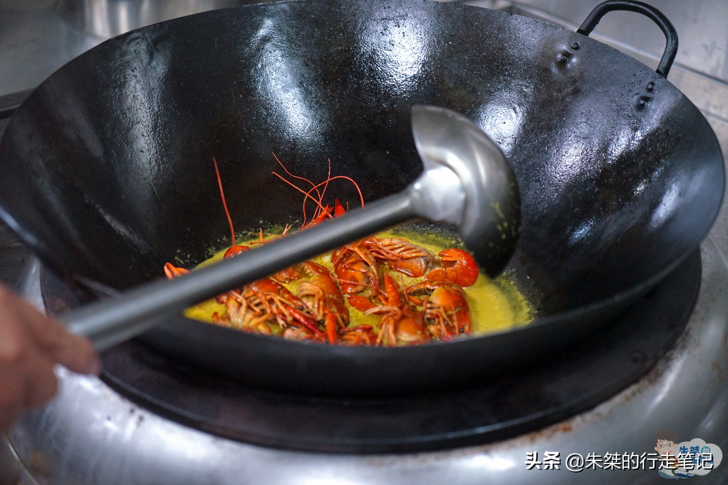 今年哪个季节吃小龙虾会更肥美,夏天要来了又到了吃小龙虾的季节