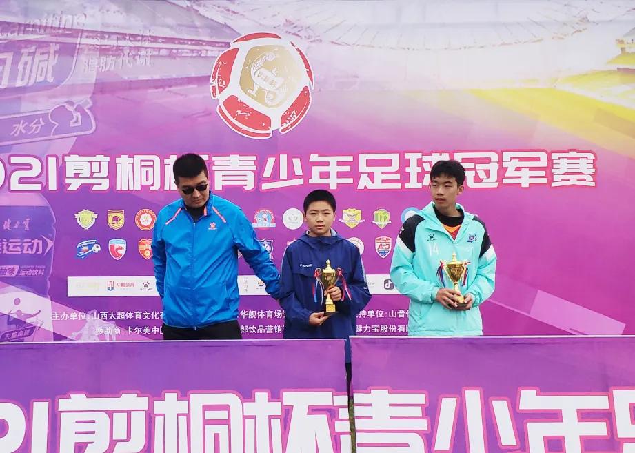 再传捷报下一句,再传捷报纪录片