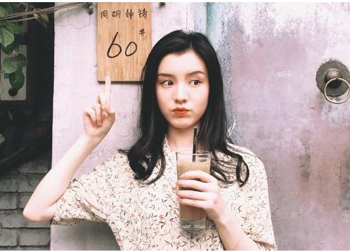 长卷发蓬松女人味十足颜色,减龄长卷发慵懒风