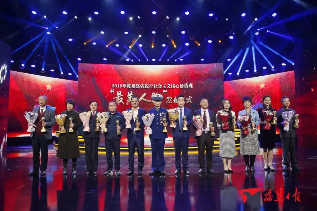 不负韶华温暖同行,不负韶华不负自己所有的美好