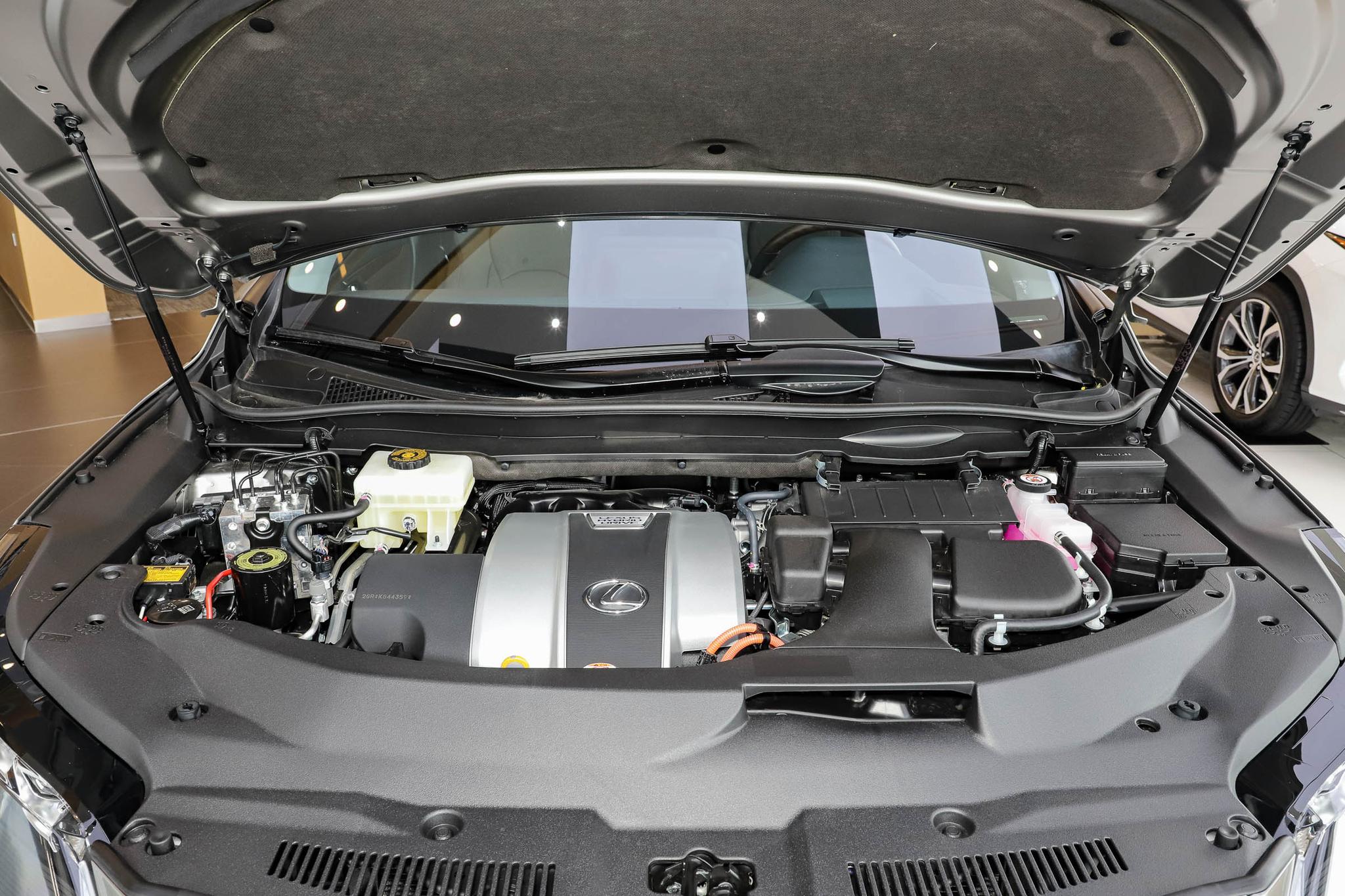 75万买宝马x5,雷克萨斯rx450h和宝马x5对比