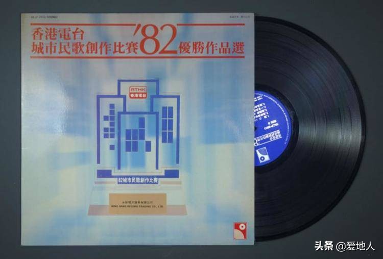 莫文蔚初恋是哪个电影插曲,莫文蔚翻唱歌曲现场版