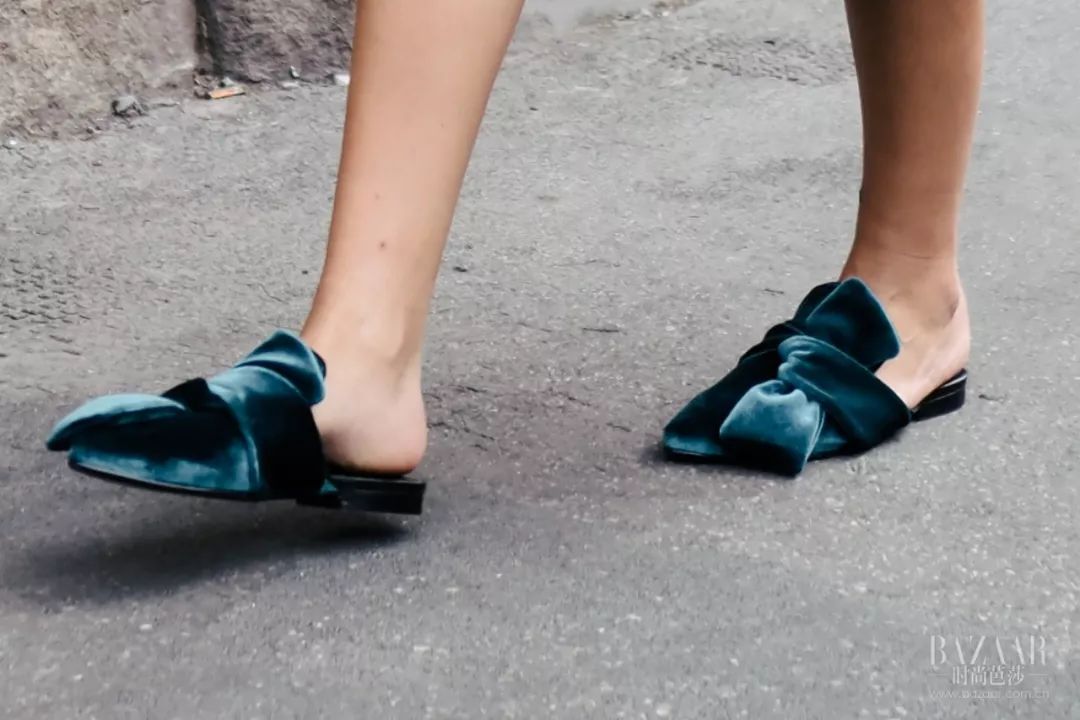 李宇春和关晓彤站一起,关晓彤与李宇春同框