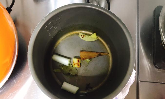 舒淇牛腩,舒淇红酒炖牛尾