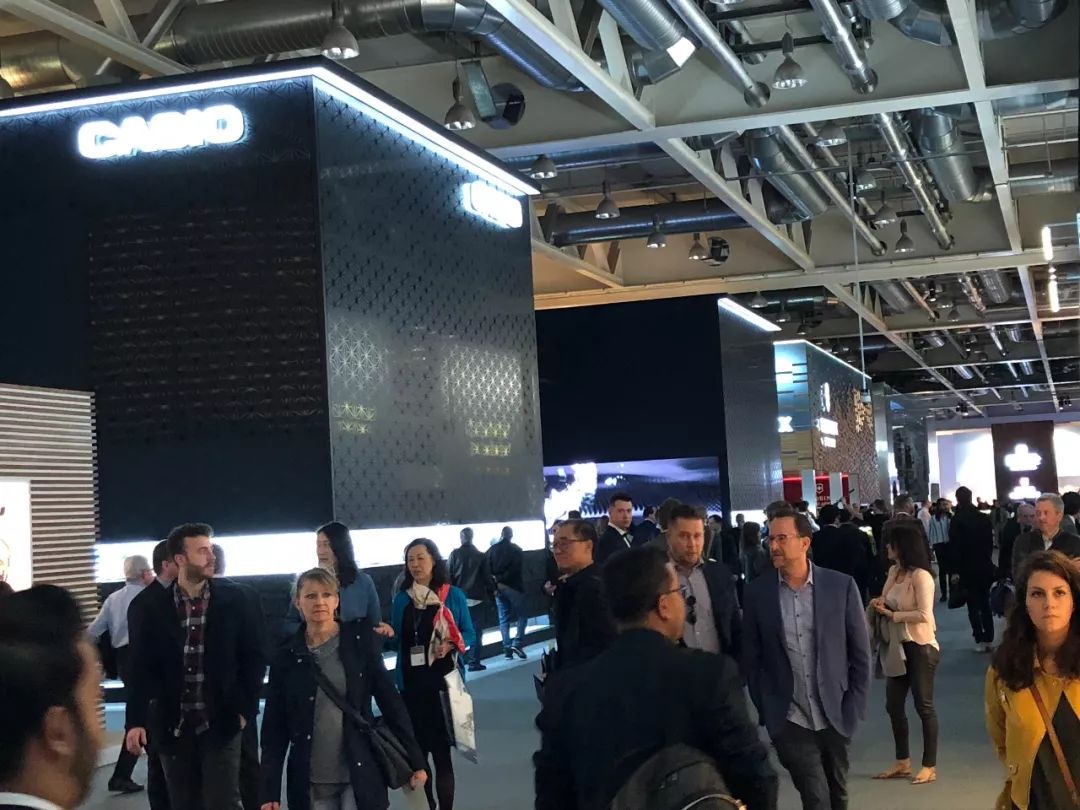 卡西欧5000小银块价格,5万块的西铁城