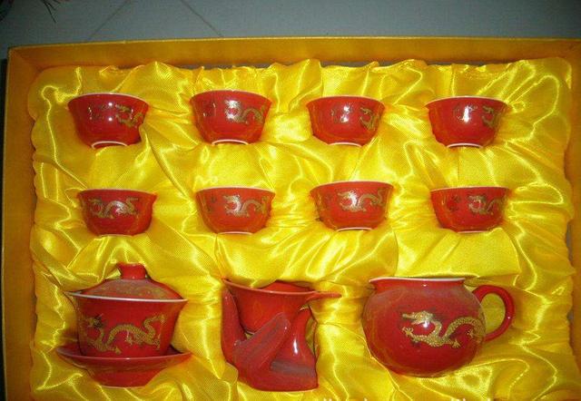 茶叶半年赚上亿,茶叶老板亏本卖茶具