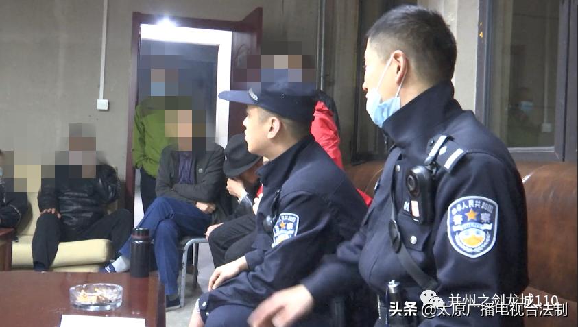 业主因为停车位吵架物业该怎么劝,因小区停车纠纷民警有权利拖车吗