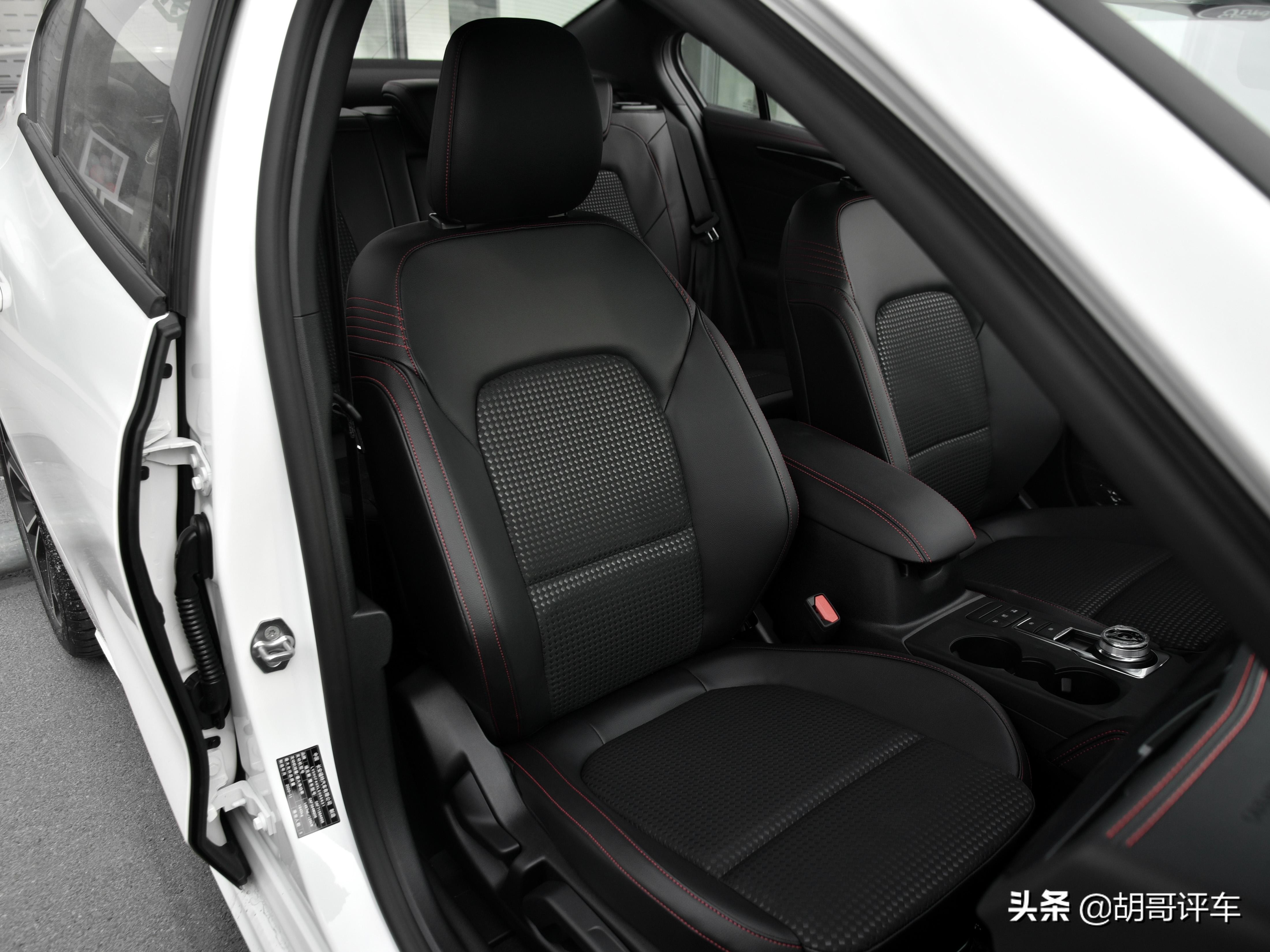 22款福克斯stline两厢版硬核灰,22款福克斯stline硬核灰