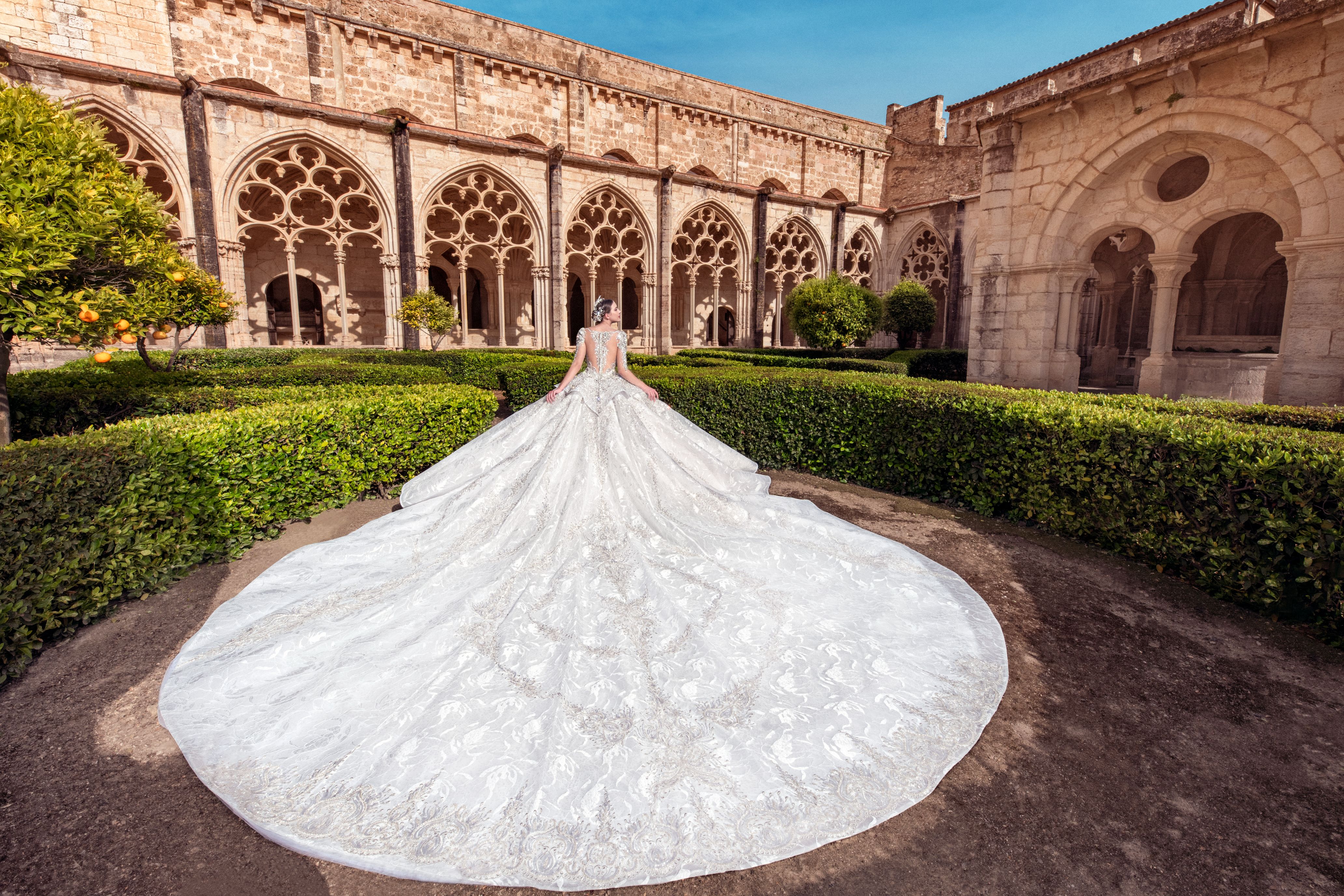 juliakontogruni高定婚纱,juliakontogruni婚纱多少钱