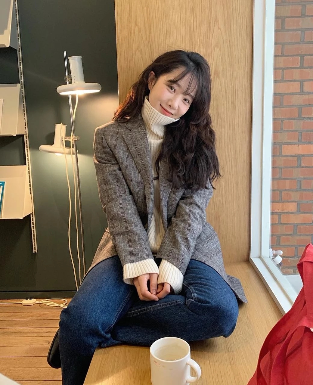 懒卷短发,懒卷是什么意思