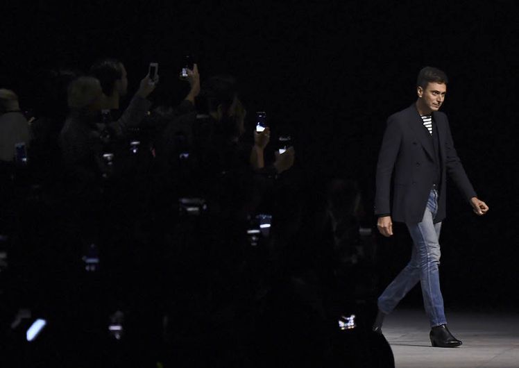 老佛爷退休、纪梵希去世、麦昆自杀……回顾20年来时装圈13件大事