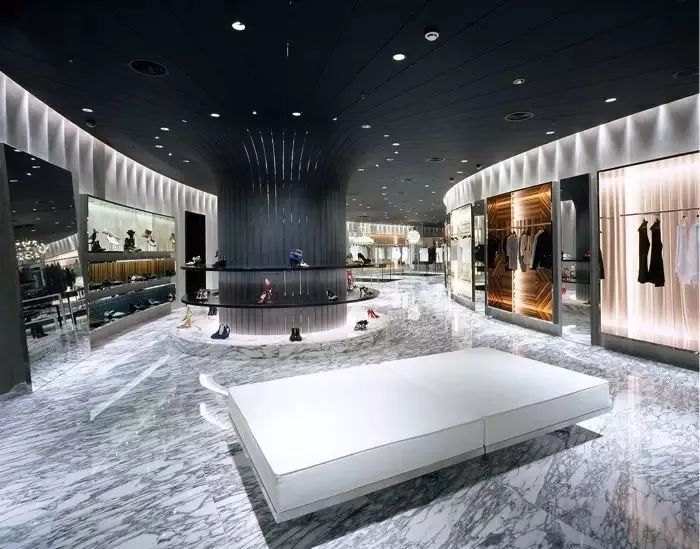 深度解析优衣库成功之秘,优衣库从生产到门店的过程