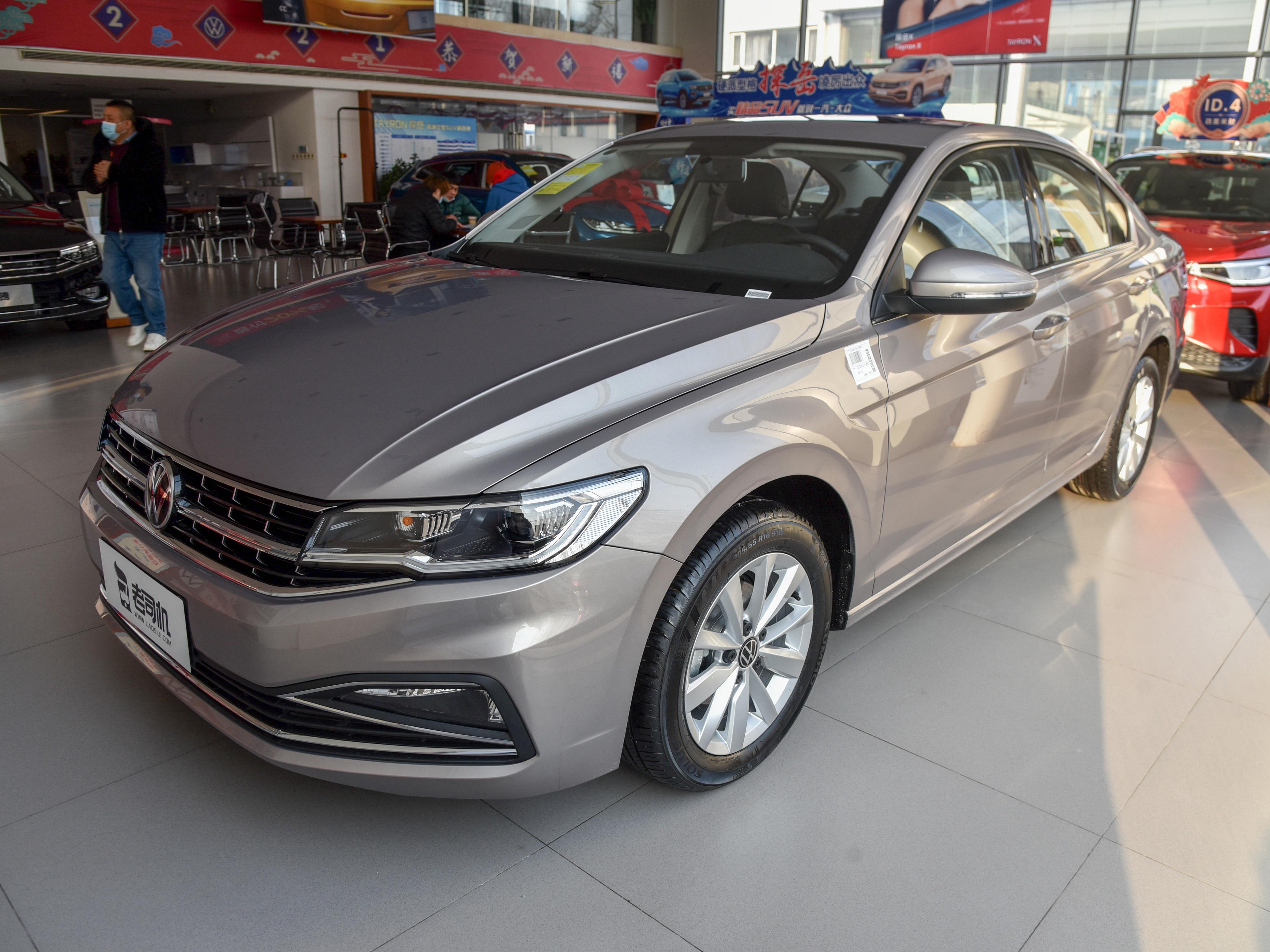 最新款宝来内饰怎么样,内饰全面升级十分科技