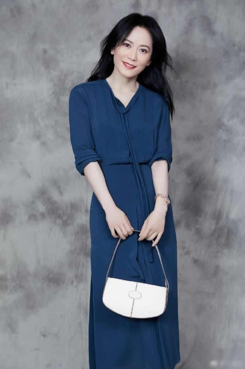 俞飞鸿高贵的穿衣搭配,俞飞鸿同款秋冬穿搭