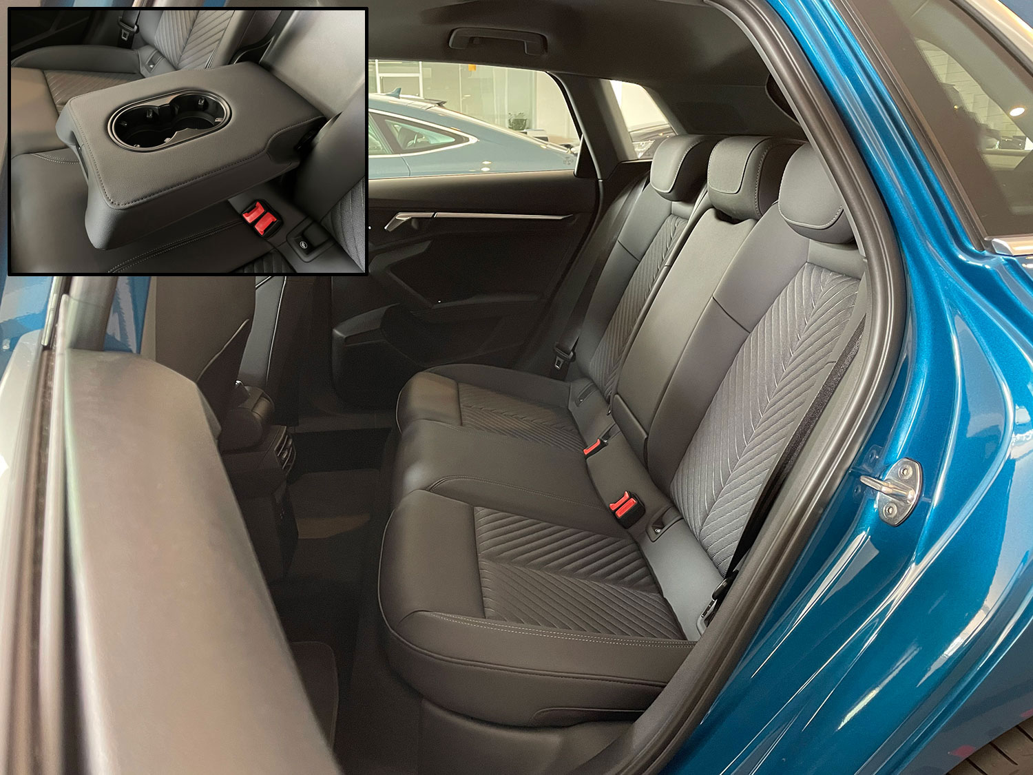 双屏座舱显科技神仙组合内饰更带感全新奥迪A3两厢实拍导购