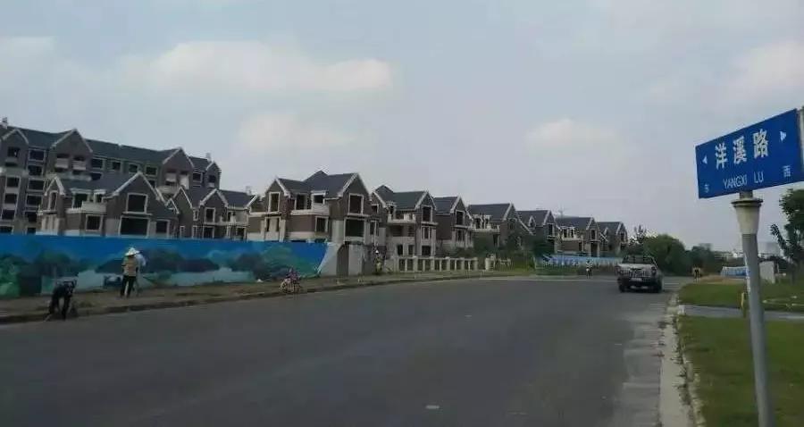 一波三折!业主们终于等到了!多个烂尾楼复活或将重启