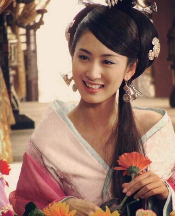 这6位女星个个美若天仙,杨幂眼神坚定有神认真迷人