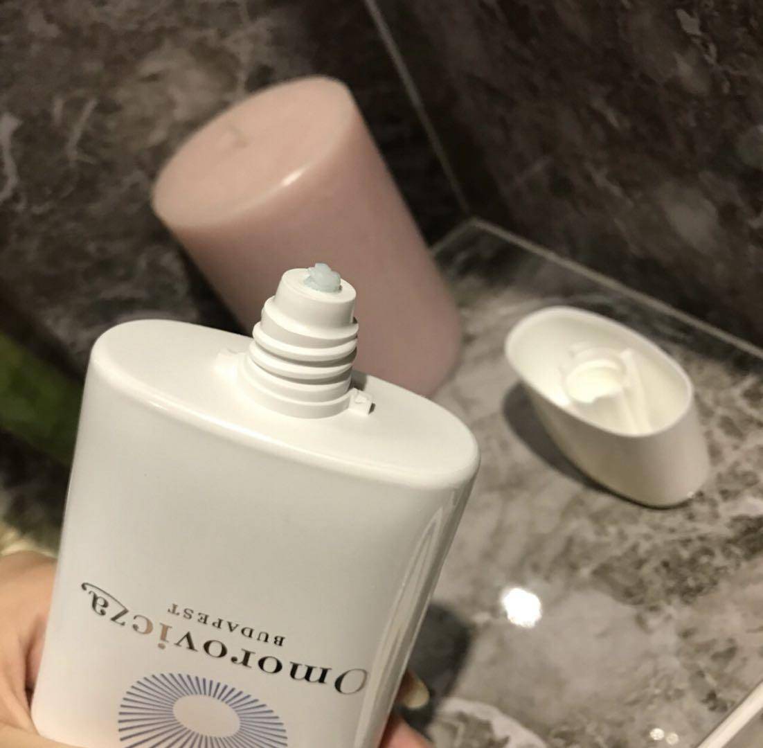 澶栭潰绌烘皵鏈夋薄鏌撳悧,澶栭潰绌烘皵寰堝樊