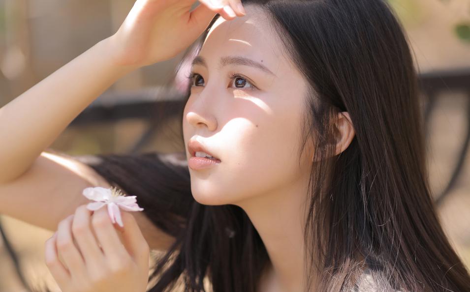 女人如何打造属于自己的价值,女人必须有自己的经济能力