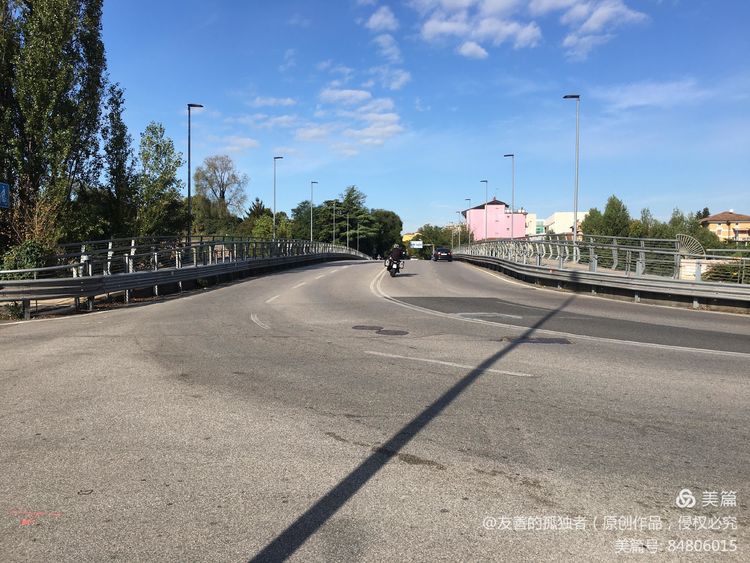 维罗纳爱情之城,浪漫的爱情之都维罗纳