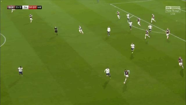 伯恩利射进曼联,伯恩利边锋麦克尼尔图片