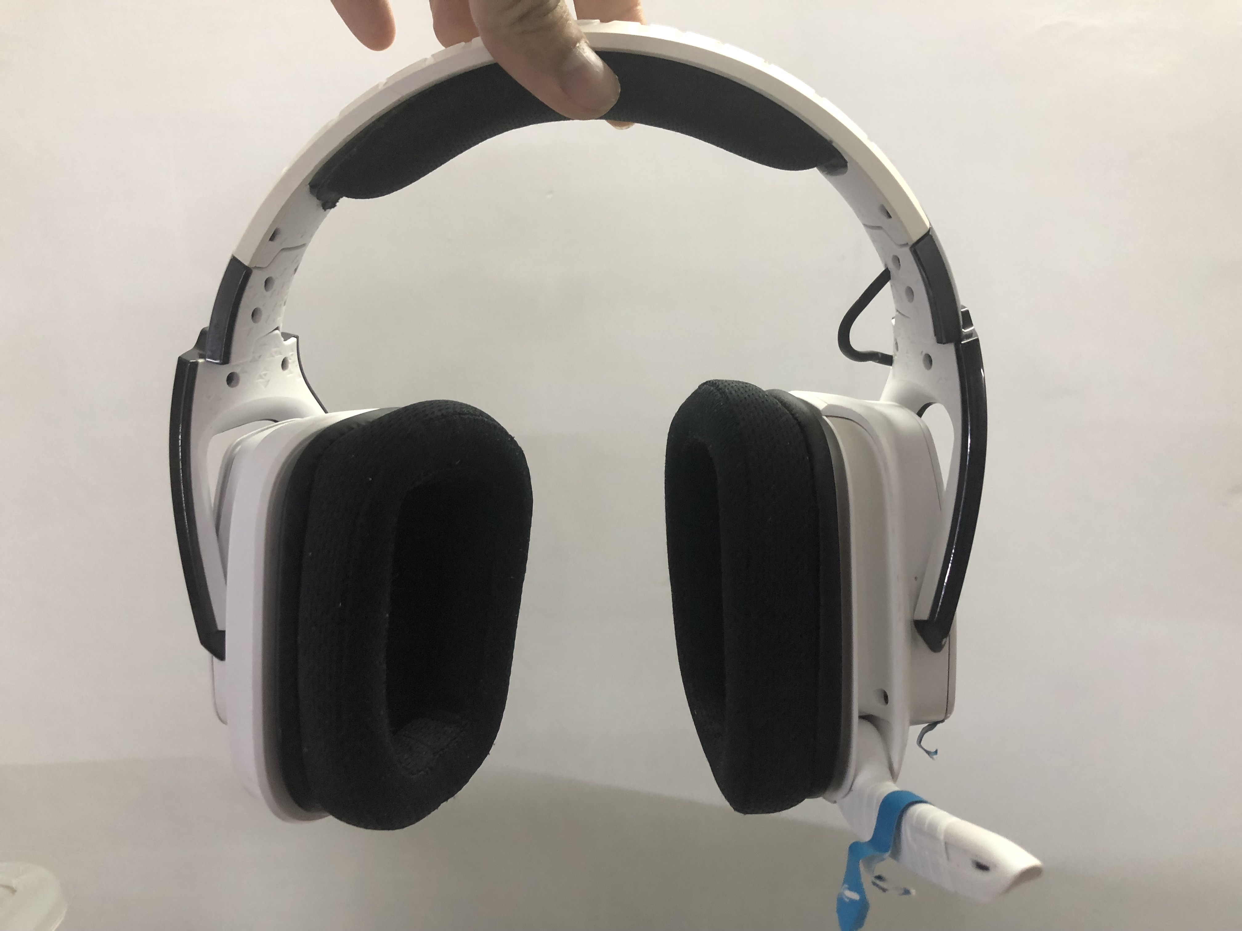 罗技耳机g933s和g733区别,罗技g933接收器插普通耳机不响