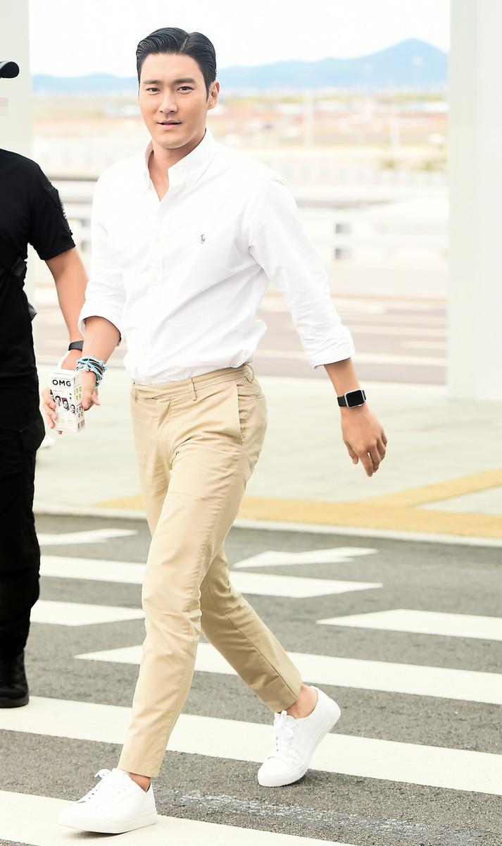 崔始源机场大衣,毛呢大衣崔始源