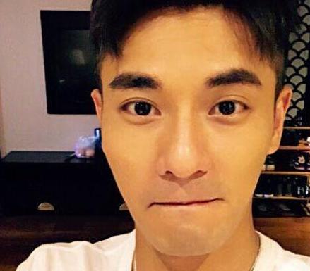 吴昕恋情曝光与郑凯同回家中七夕娱乐圈的瓜真多