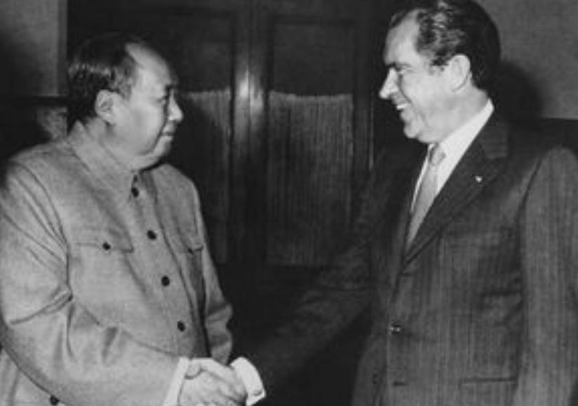 尼克松眼中的毛*东泽**:一位非常伟大的历史性人物