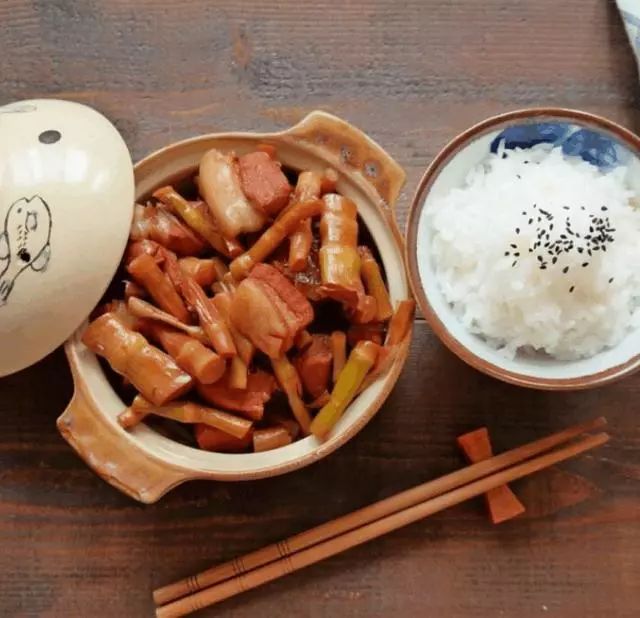 夜啤酒比较有特色的菜品,啤酒系列的菜品有哪些特点