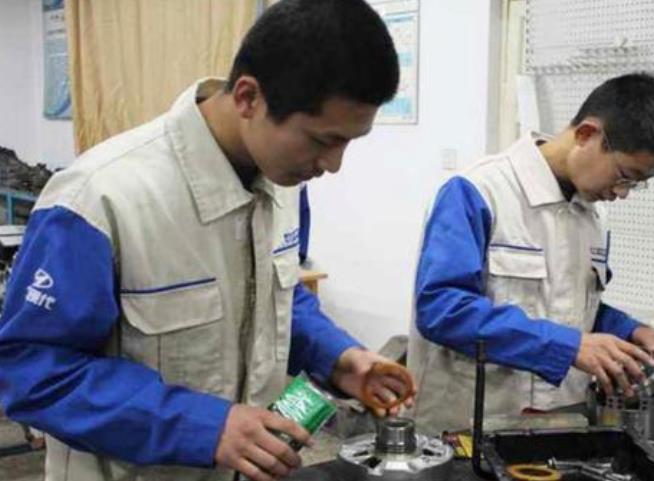 中考考了350分上哪个高中,中考考了300分该怎么办