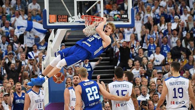 马尔卡宁绝杀波兰,马尔卡宁打国际赛