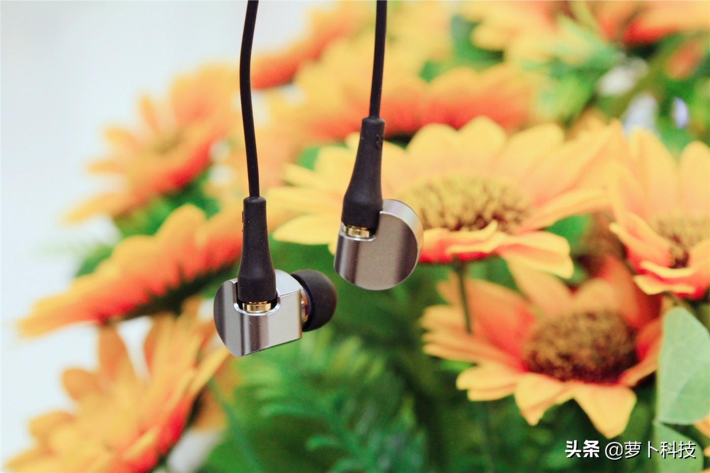 低音惊艳中高频惊喜：高解析耳机松下RP-HDE10试听体验