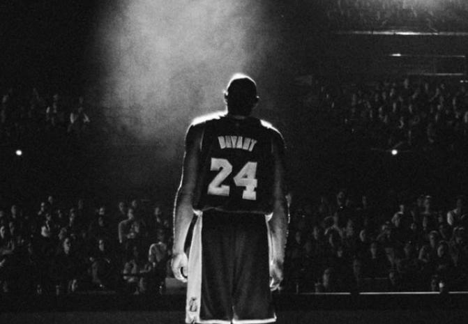 科比42岁生日怎么画,科比43岁生日快乐英语